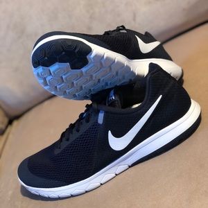 Nike Flex Experience RN 6 Men’s- Navy Blue White